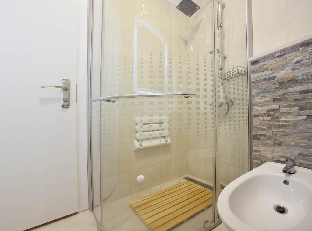 Chic Apartment In Center Спліт Номер фото