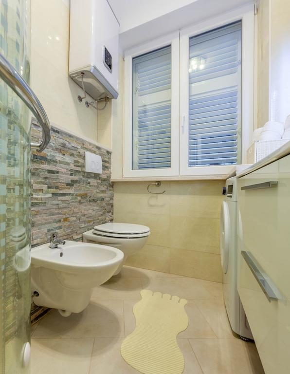 Chic Apartment In Center Спліт Номер фото