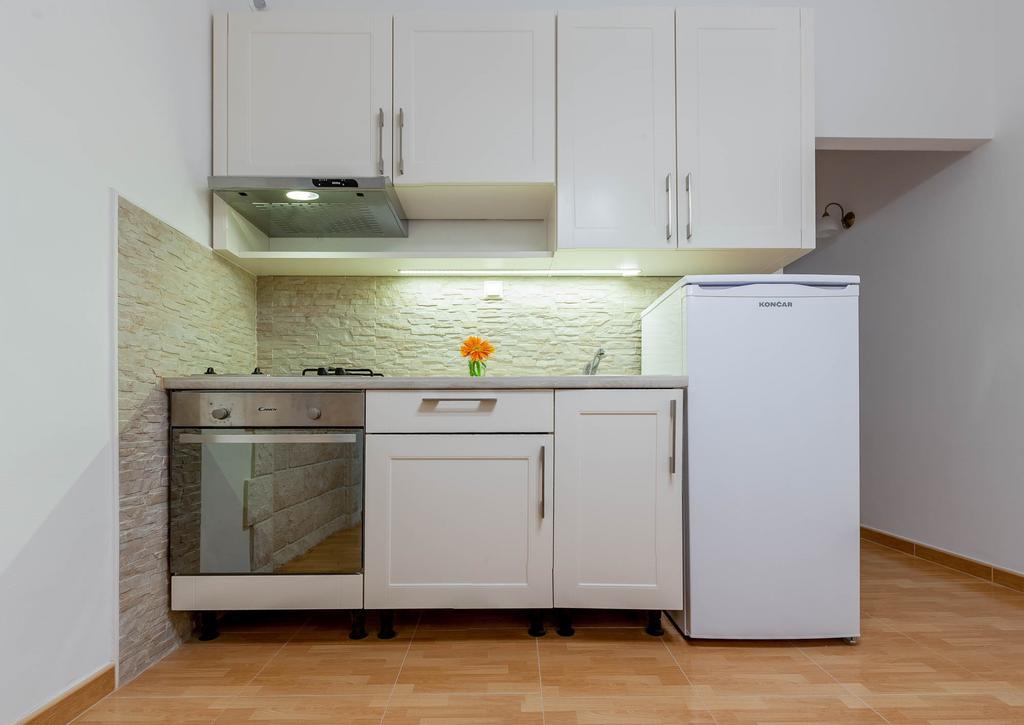 Chic Apartment In Center Спліт Номер фото